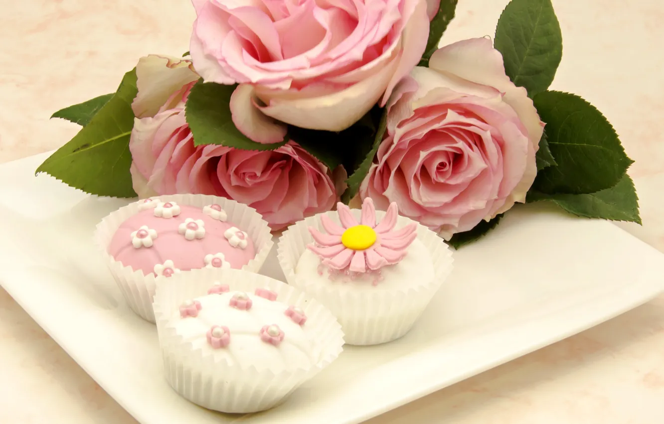 Photo wallpaper roses, bouquet, dessert, cakes, cupcakes, cupcakes