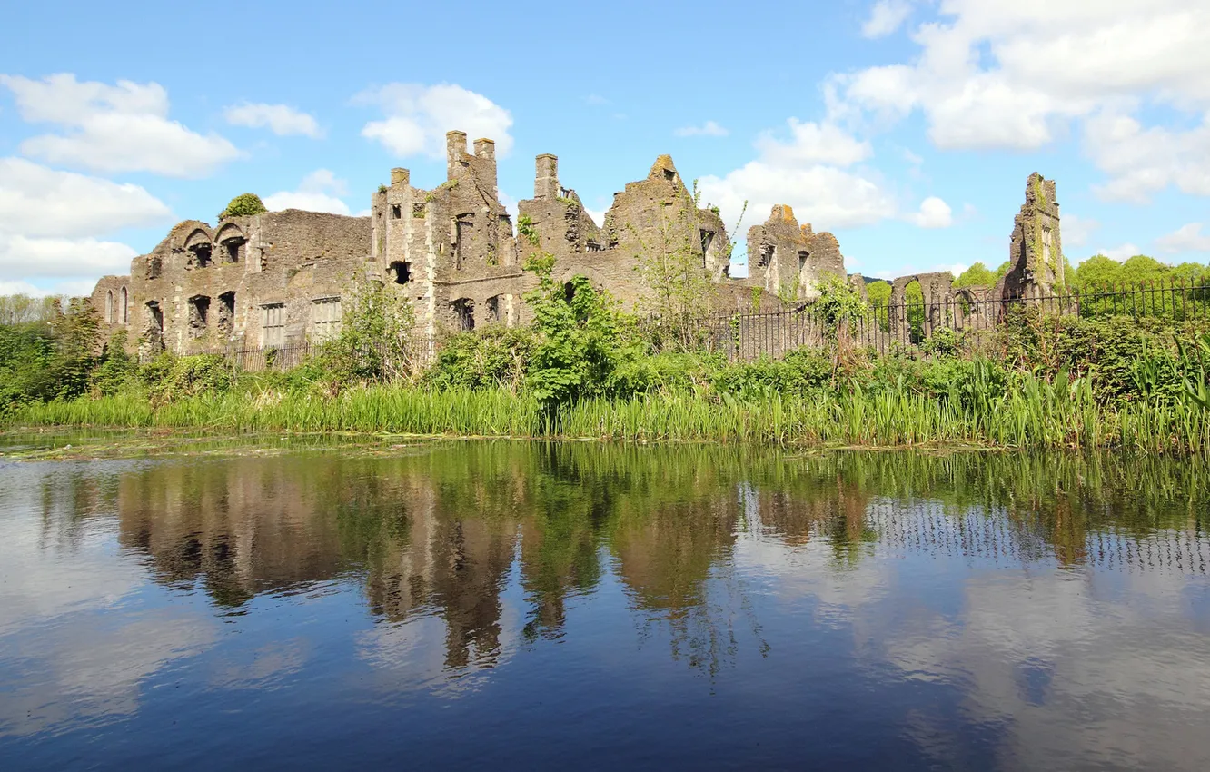 Photo wallpaper greens, surface, reflection, river, castle, ruins
