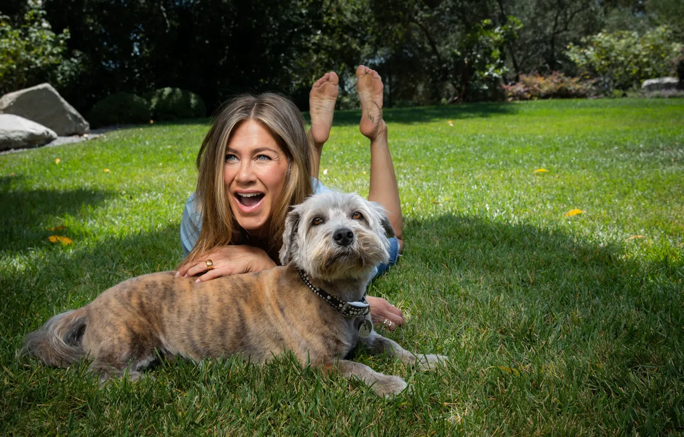 Photo wallpaper summer, grass, Park, dog, barefoot, lies, legs, Jennifer Aniston