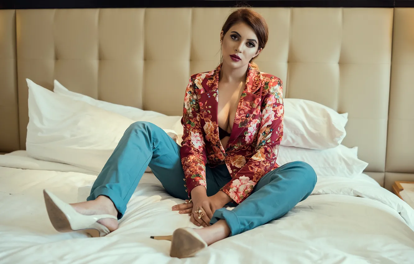 Photo wallpaper girl, hot, sexy, eyes, smile, beautiful, figure, model