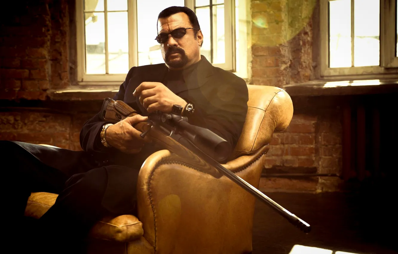 Photo wallpaper pose, background, chair, window, costume, actor, rifle, actor