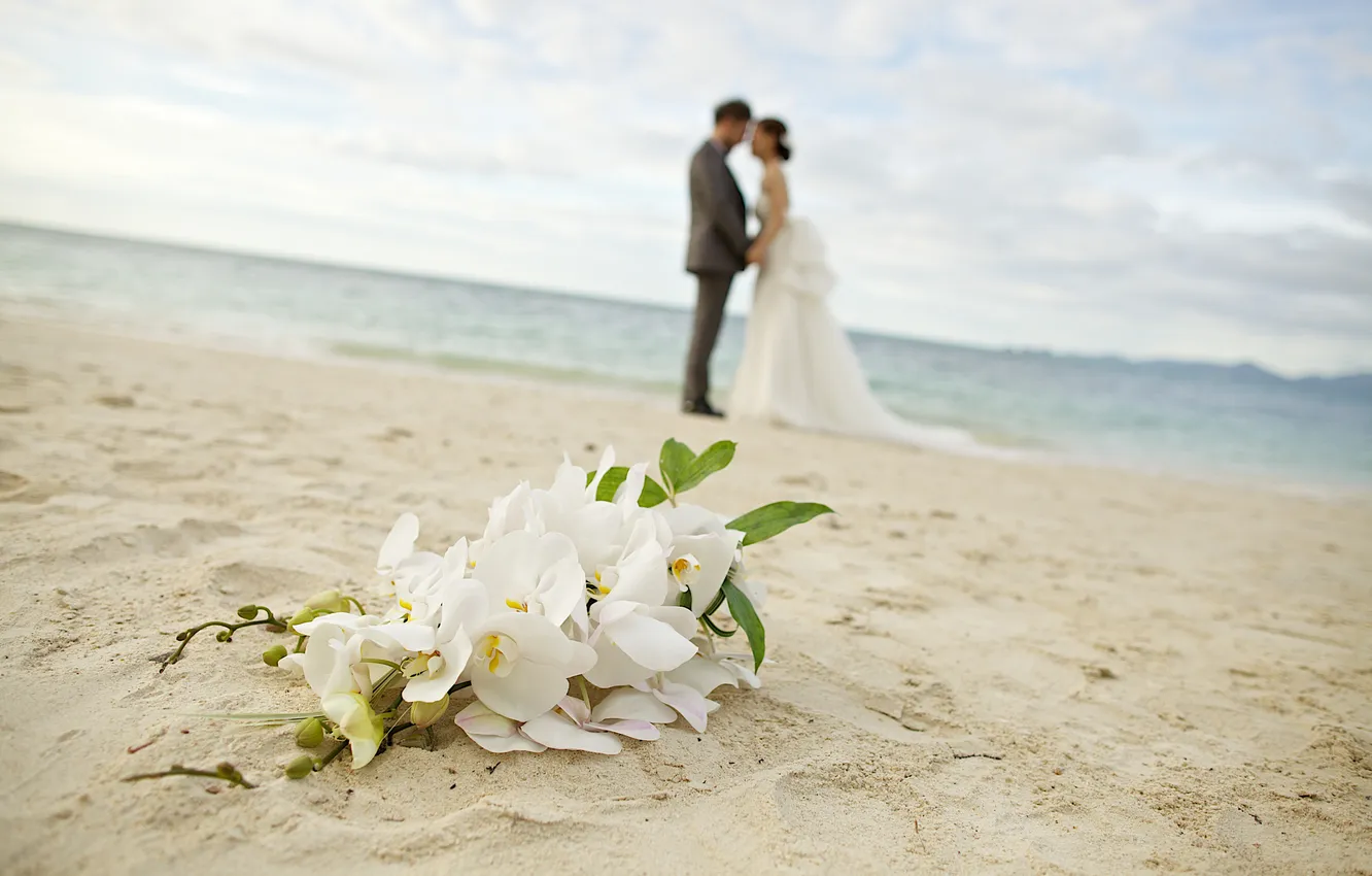 Photo wallpaper sand, sea, flowers, nature, tropics, coast, bouquet, pair