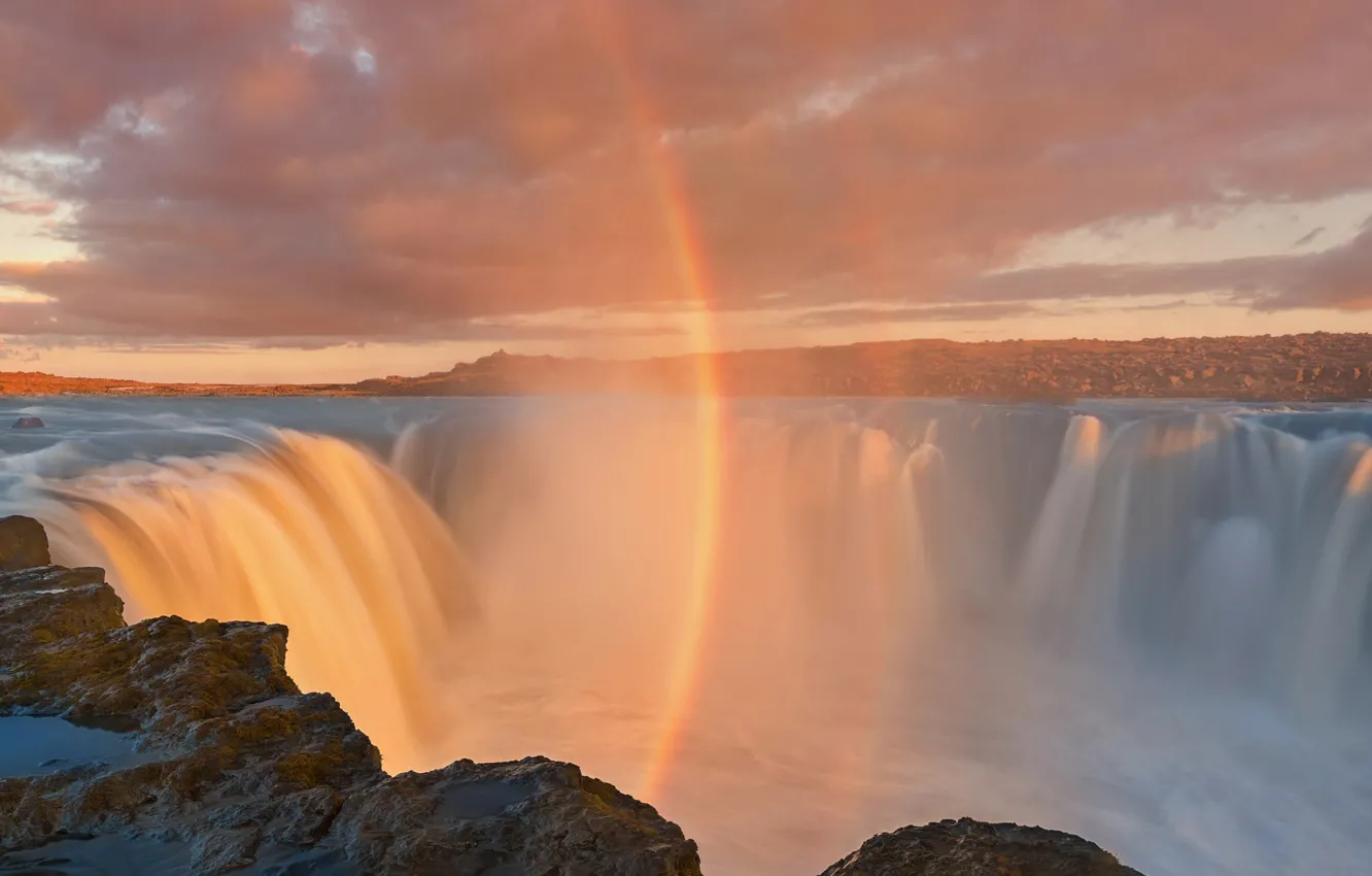 Photo wallpaper waterfall, rainbow, couples