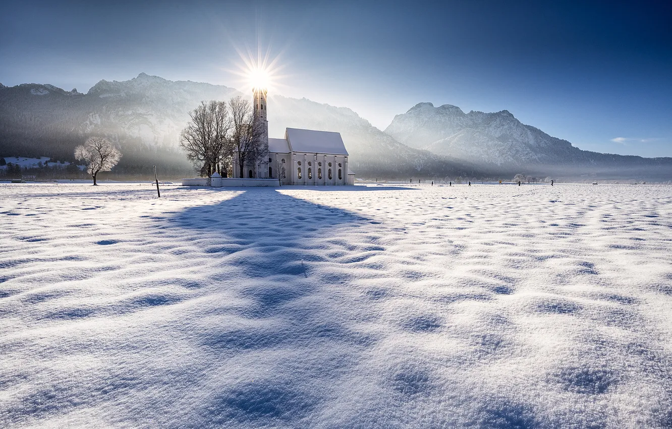 Photo wallpaper winter, field, forest, the sky, the sun, rays, light, snow