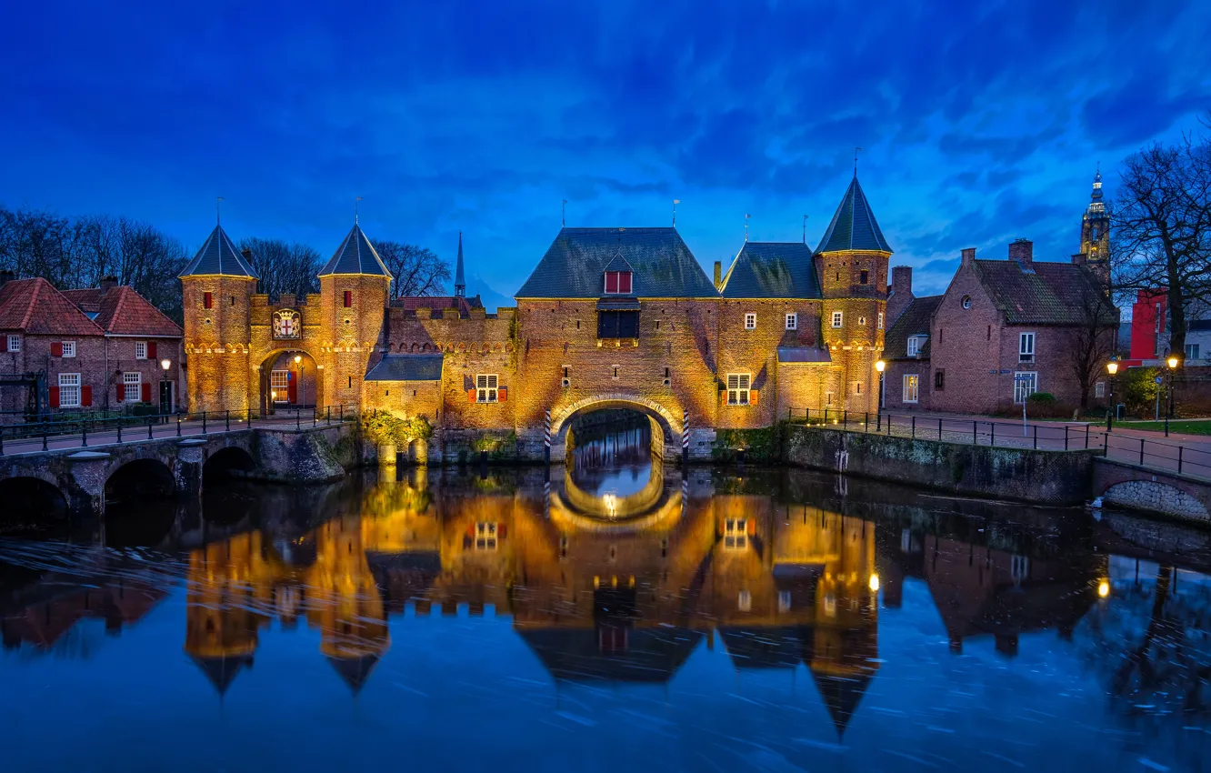 Photo wallpaper reflection, river, castle, gate, Netherlands, night city, Netherlands, Amersfoort