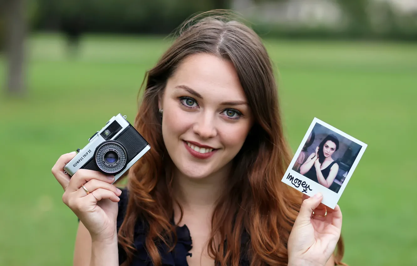 Photo wallpaper smile, photo, the camera, Imogen