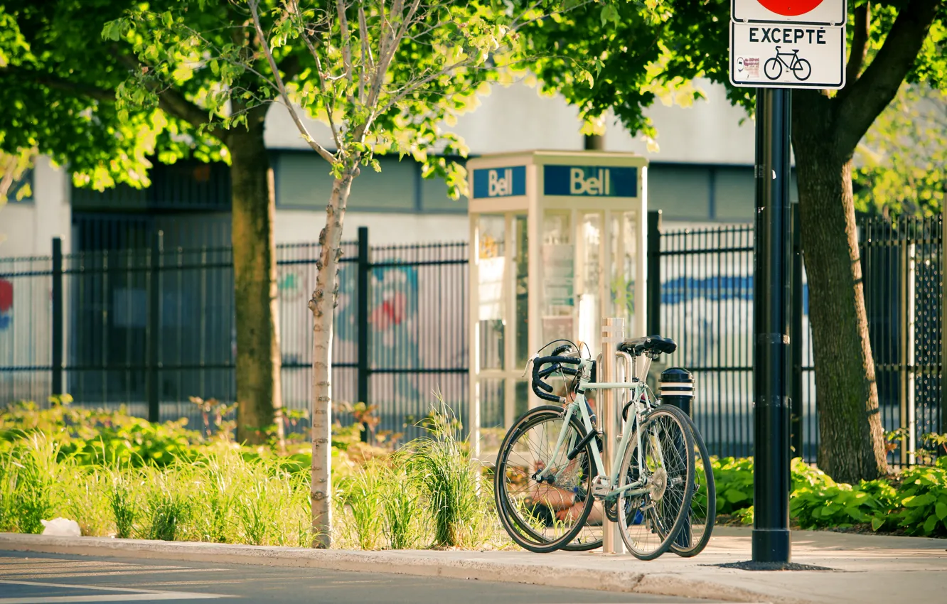 Photo wallpaper the city, street, life, photo, street, bikes, montreal, bikes