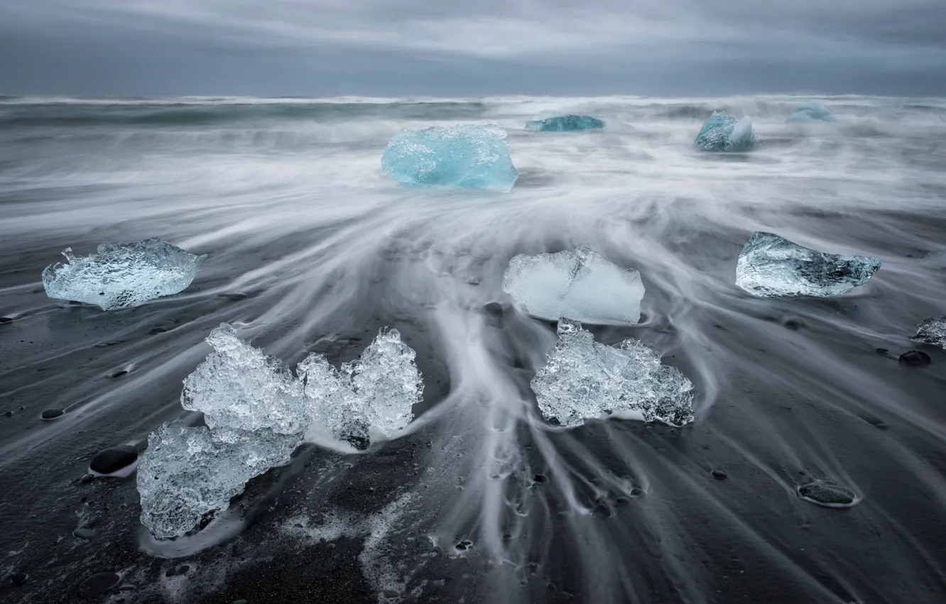 Photo wallpaper ice, winter, sea, wave, clouds, pebbles, overcast, shore