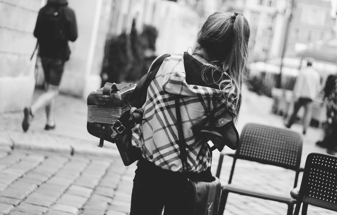 Photo wallpaper girl, chair, black and white, is back