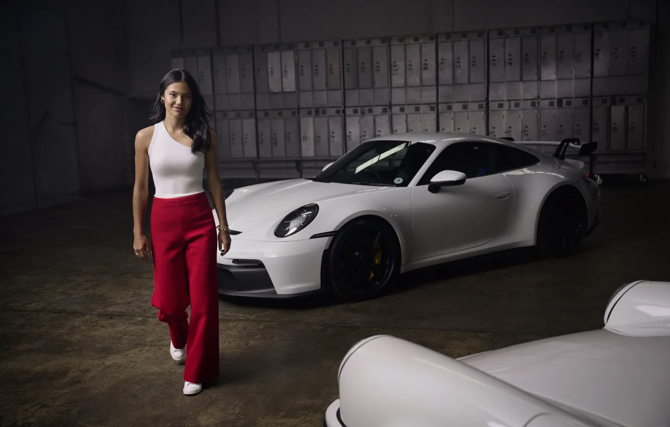 Photo wallpaper Porsche 911 GT3, professional tennis player, Brand ambassador, Emma Raducanu