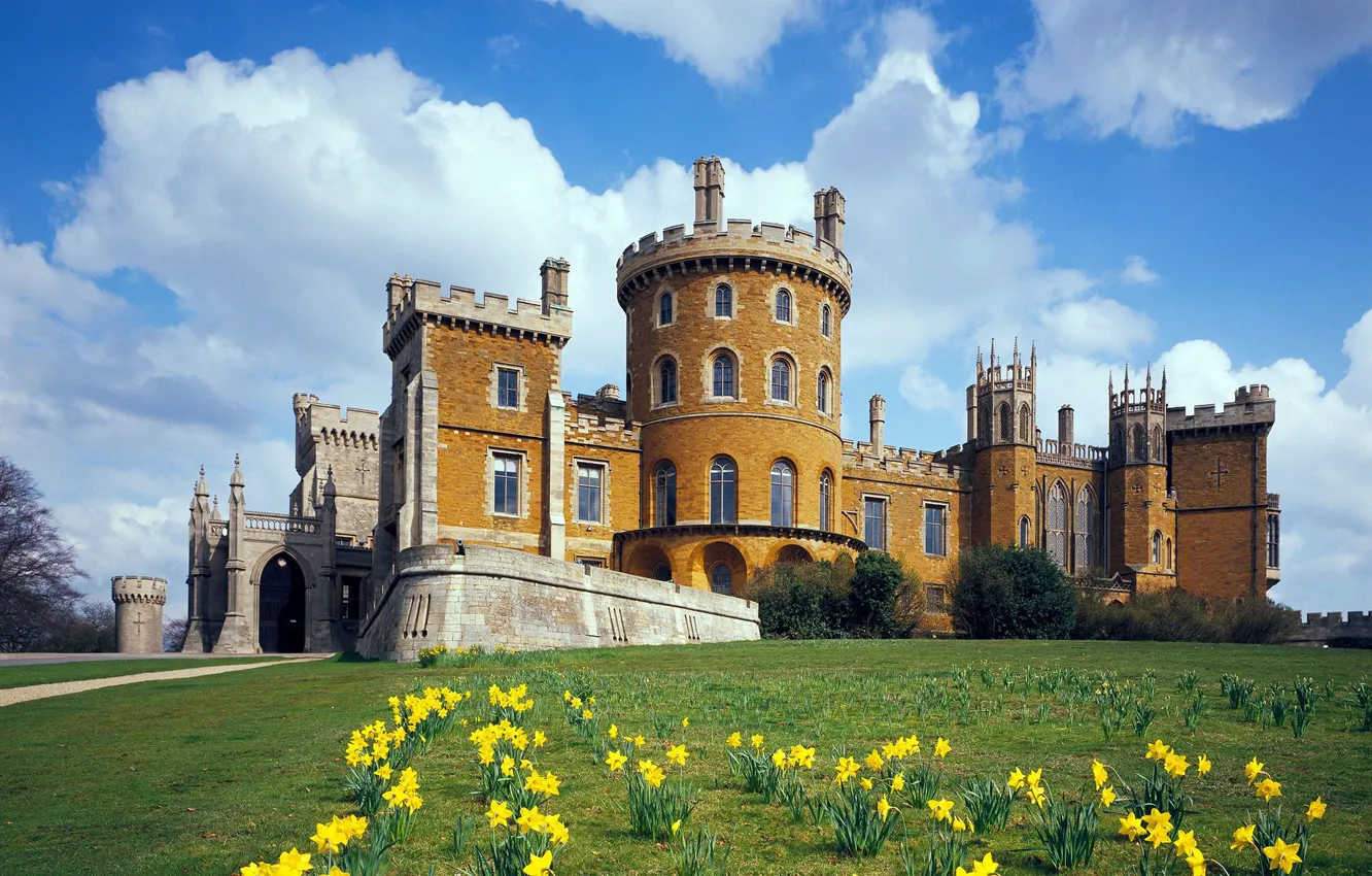 Spring Castle View Computer Background Wallpaper flowers, castle, England, spring, England, Leicestershire ...