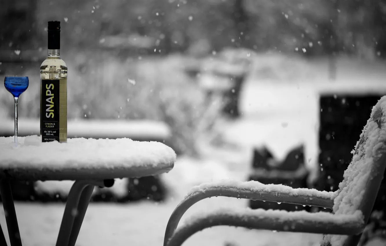 Photo wallpaper winter, snow, bottle