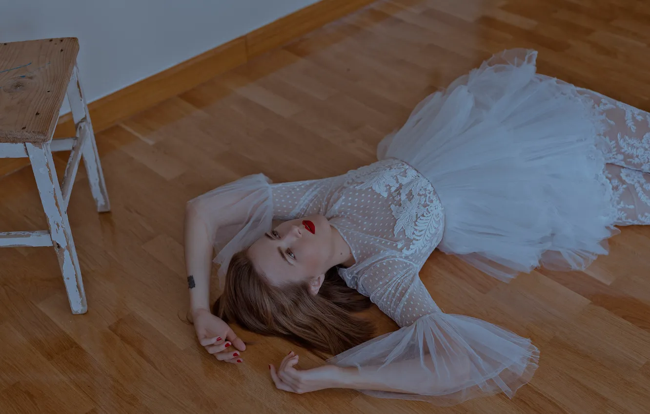 Photo wallpaper girl, pose, mood, dress, on the floor, stool