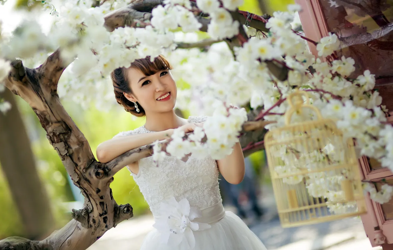 Photo wallpaper girl, garden, Asian