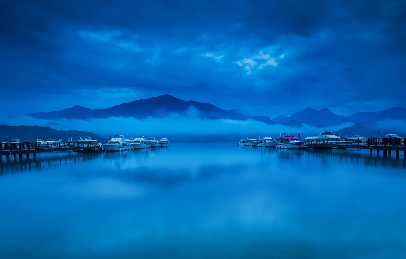 Photo wallpaper mountains, clouds, fog, Marina, boats, Bay