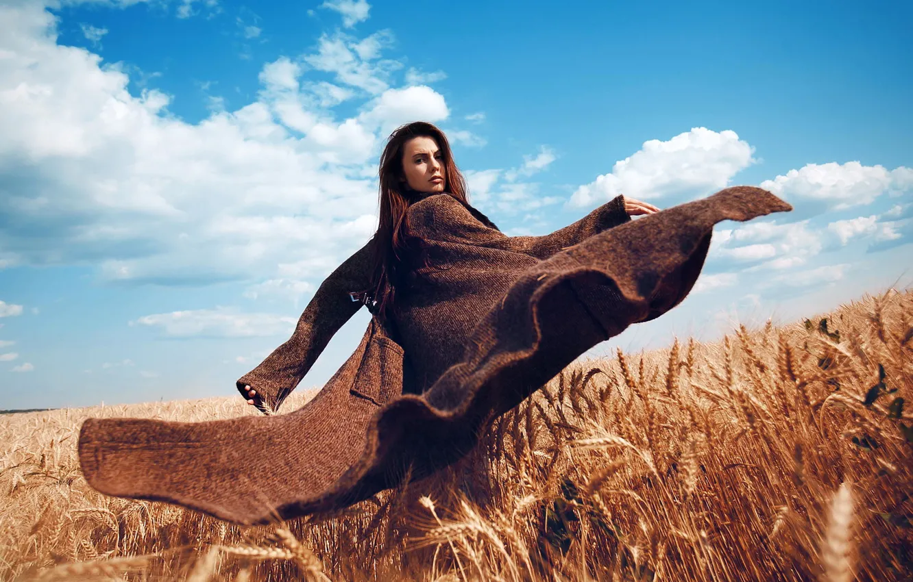 Photo wallpaper field, the sky, look, the sun, clouds, nature, pose, model
