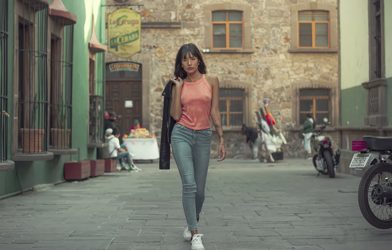 Photo wallpaper girl, the city, gait