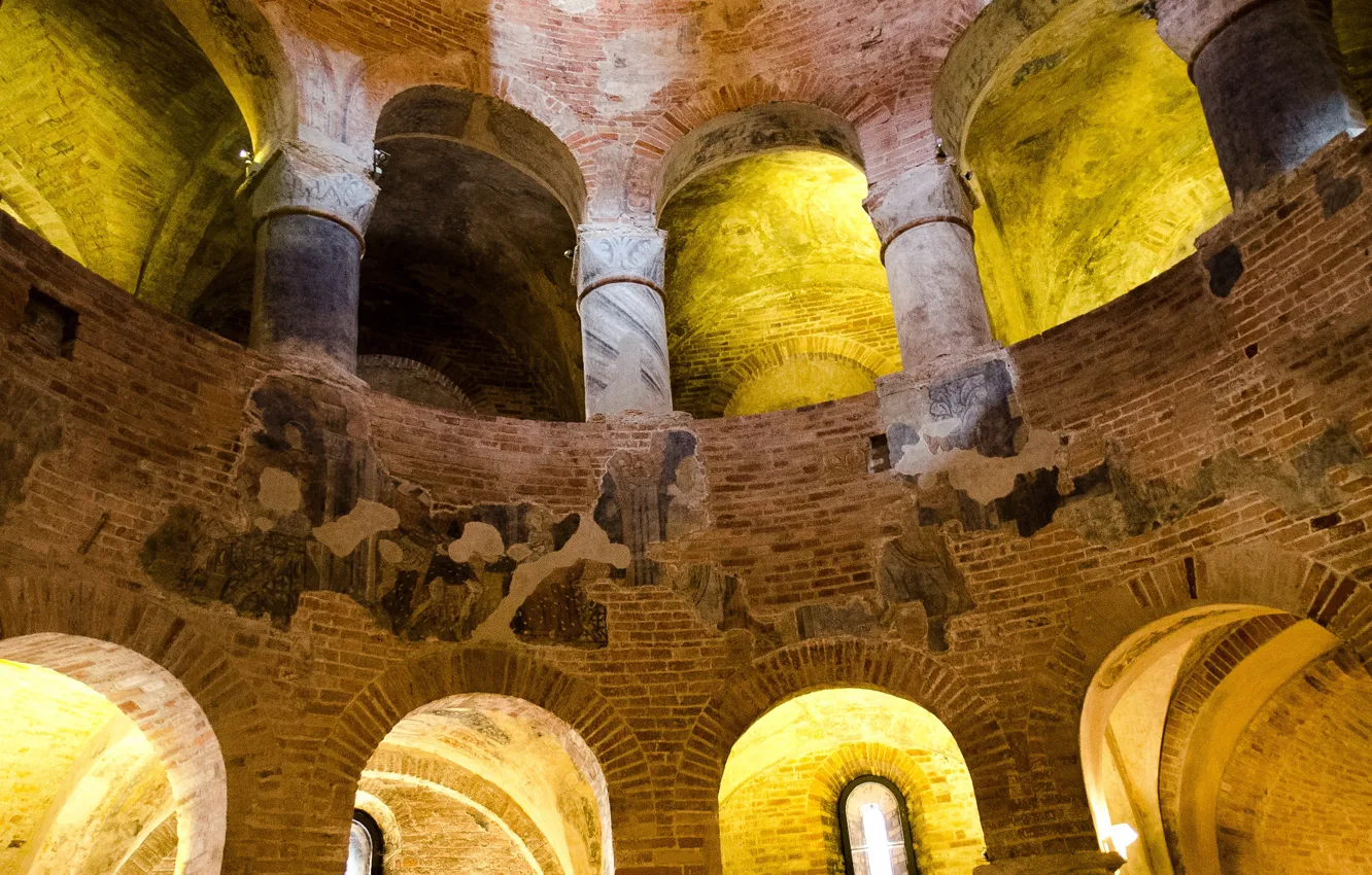 Photo wallpaper Italy, Lombardy, Mantua, the rotunda of San Lorenzo