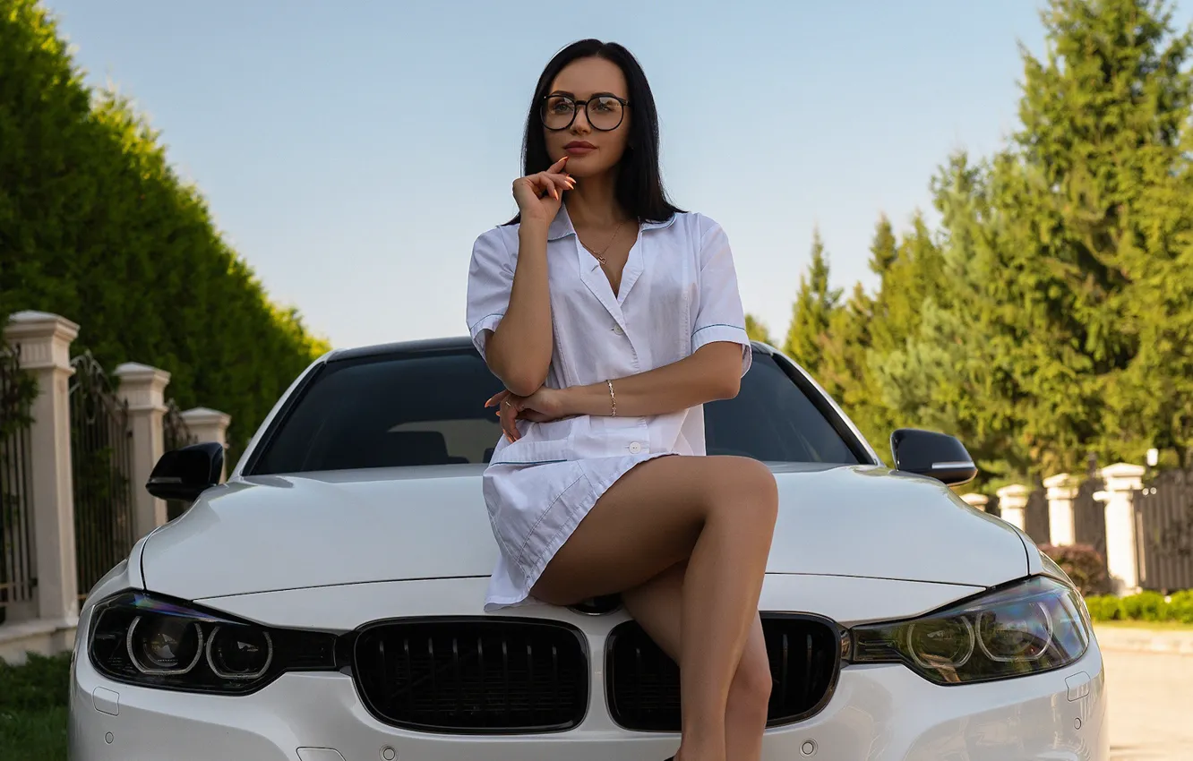 Photo wallpaper chest, look, pose, model, hair, Girl, BMW, figure