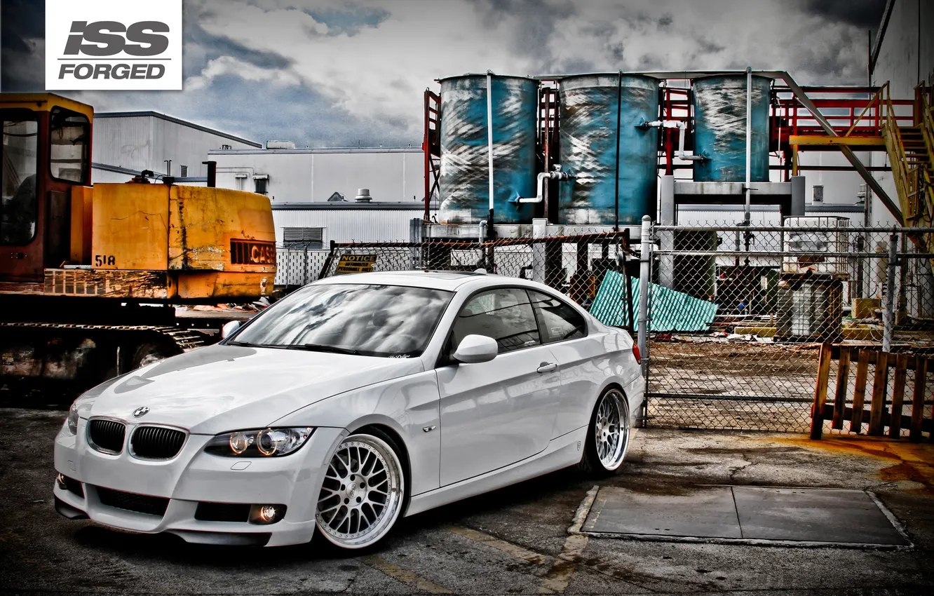 Photo wallpaper white, BMW, BMW, white, drives, bulldozer, e92, 328i