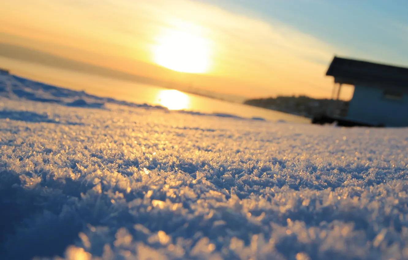 Photo wallpaper the sun, snow, horizon, house