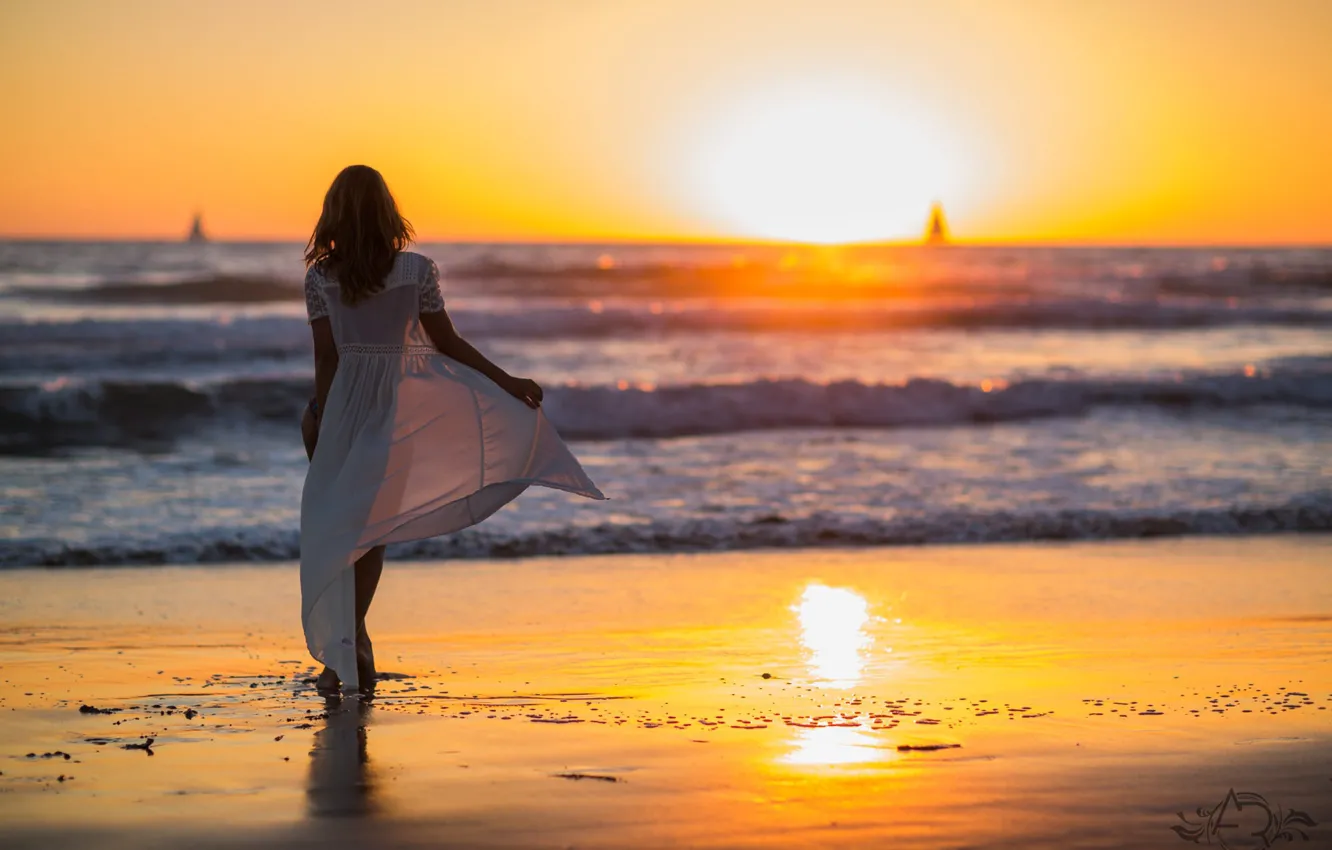 Photo wallpaper HORIZON, SAND, DRESS, SURF, SHORE, DAL, DAWN, SUNDRESS
