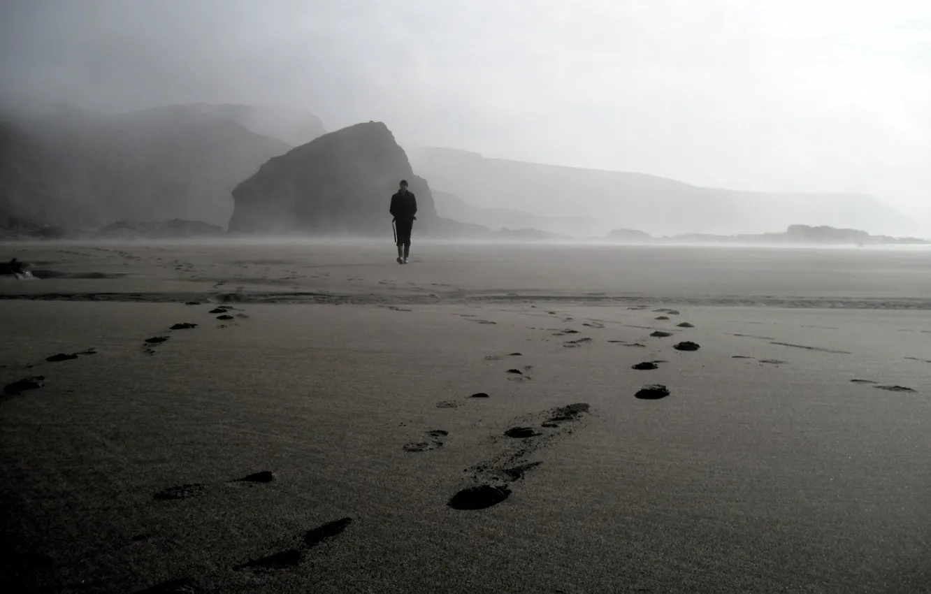 Photo wallpaper beach, fog, stones, male
