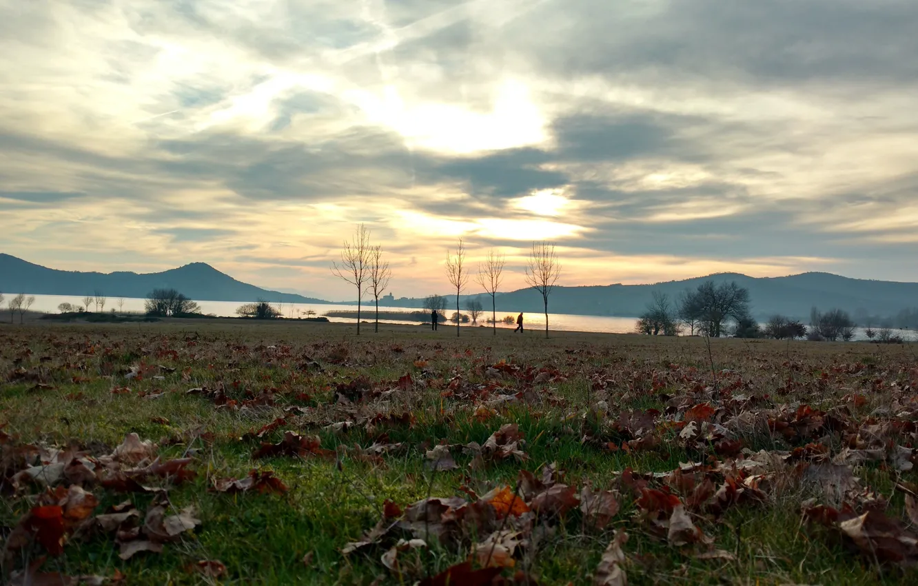 Photo wallpaper sky, nature, sunset, leaves, landscapes, people, fall, travel