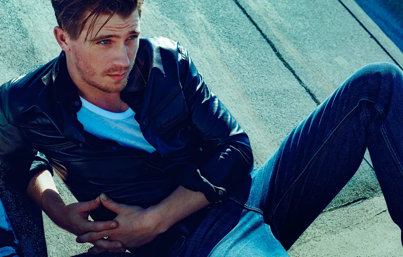 Photo wallpaper photoshoot, Garrett Hedlund, Garrett Hedlund, InStyle, September 2014