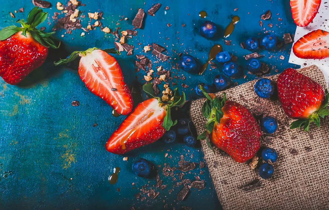 Photo wallpaper berries, chocolate, blueberries, strawberry