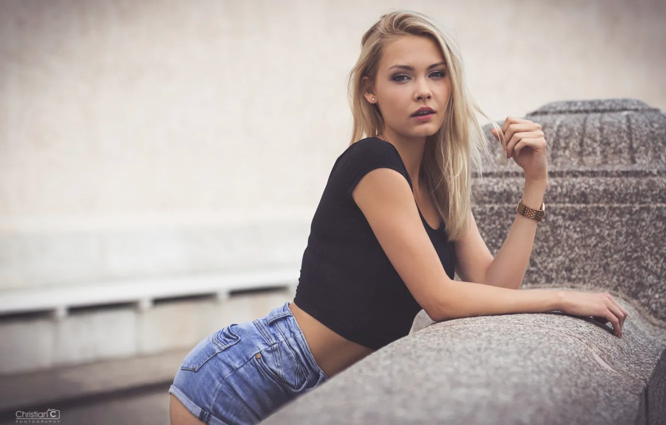Photo wallpaper pose, model, shorts, portrait, makeup, Mike, hairstyle, blonde