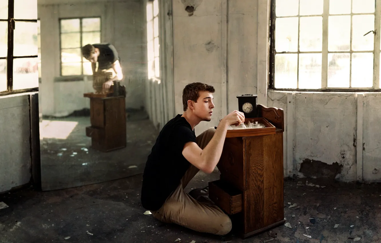 Photo wallpaper the game, chess, mirror, guy