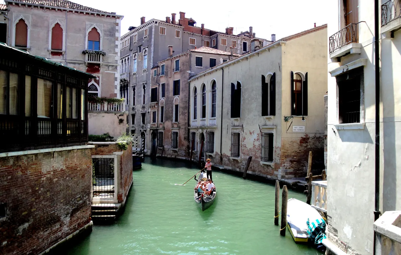 Photo wallpaper the sky, boat, home, channel, gondola, Venice, Italy