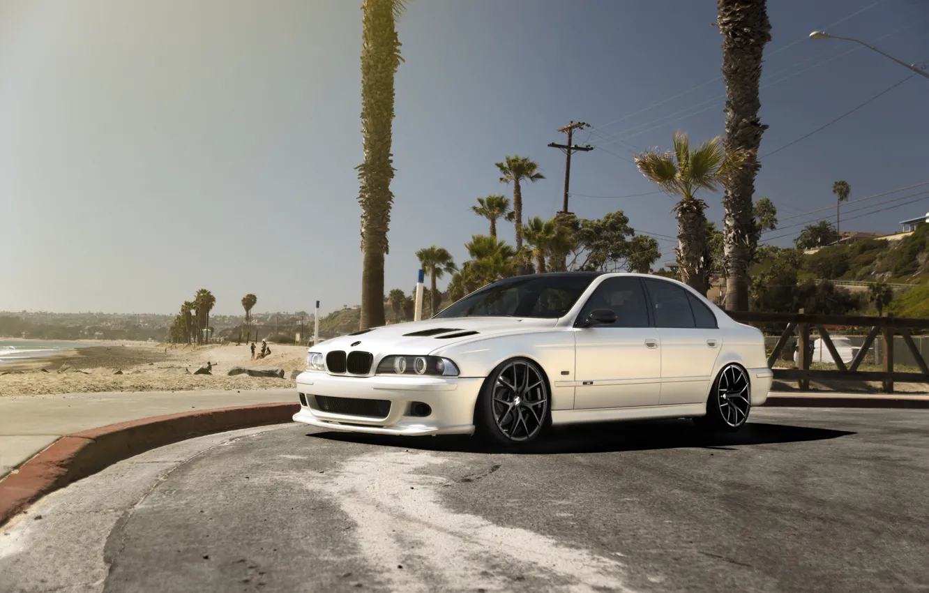 Photo wallpaper Black, White, E39, Wheels, M5