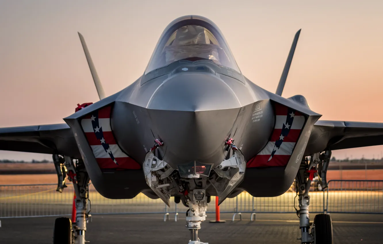 Photo wallpaper the airfield, fighter-bomber, F-35