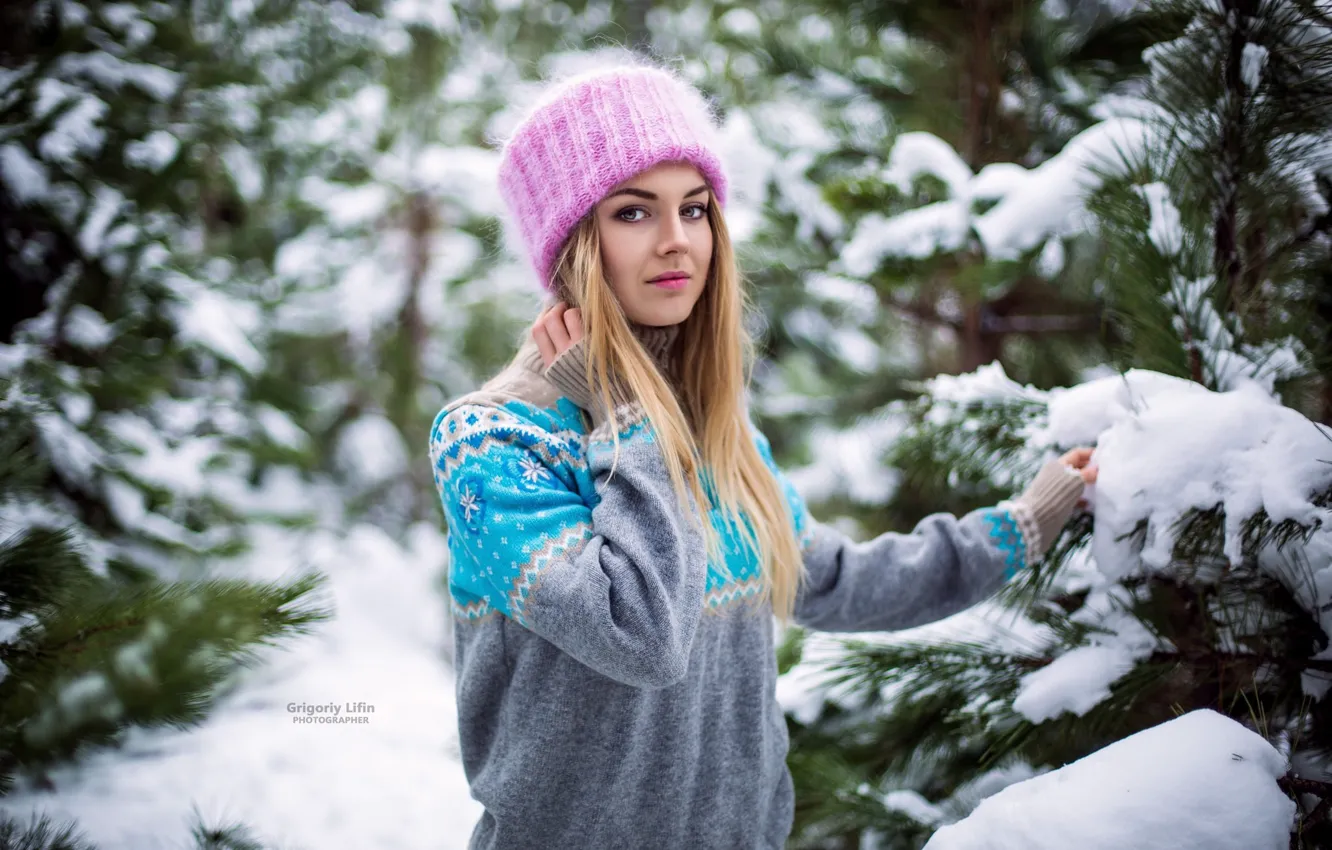 Photo wallpaper winter, forest, look, snow, trees, model, hat, portrait