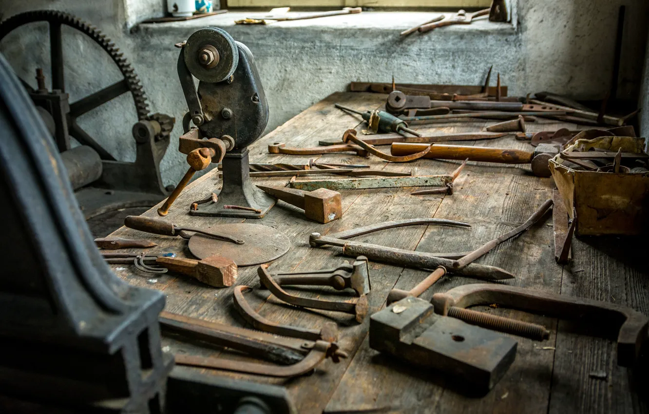 Photo wallpaper old, tool, forge