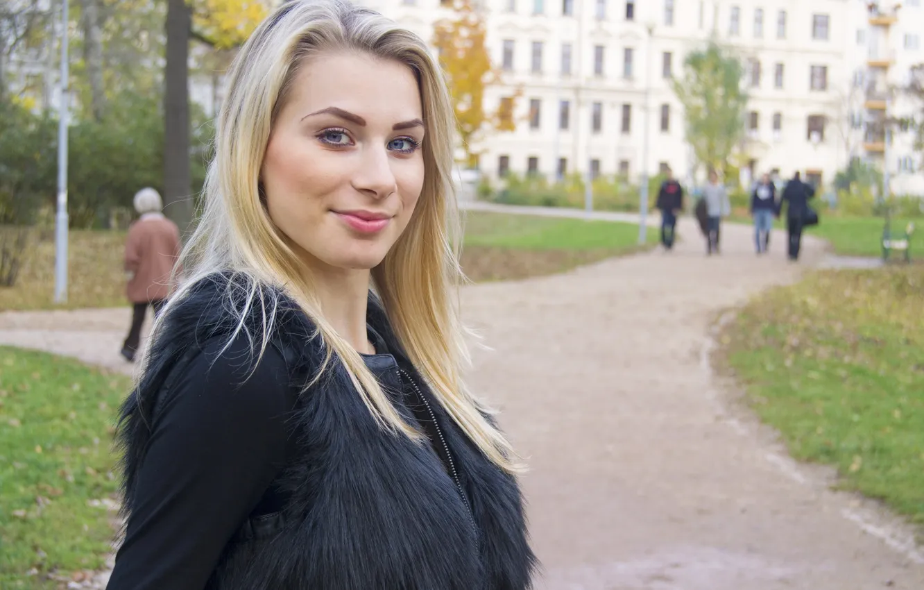 Photo wallpaper look, girl, face, beauty, blonde