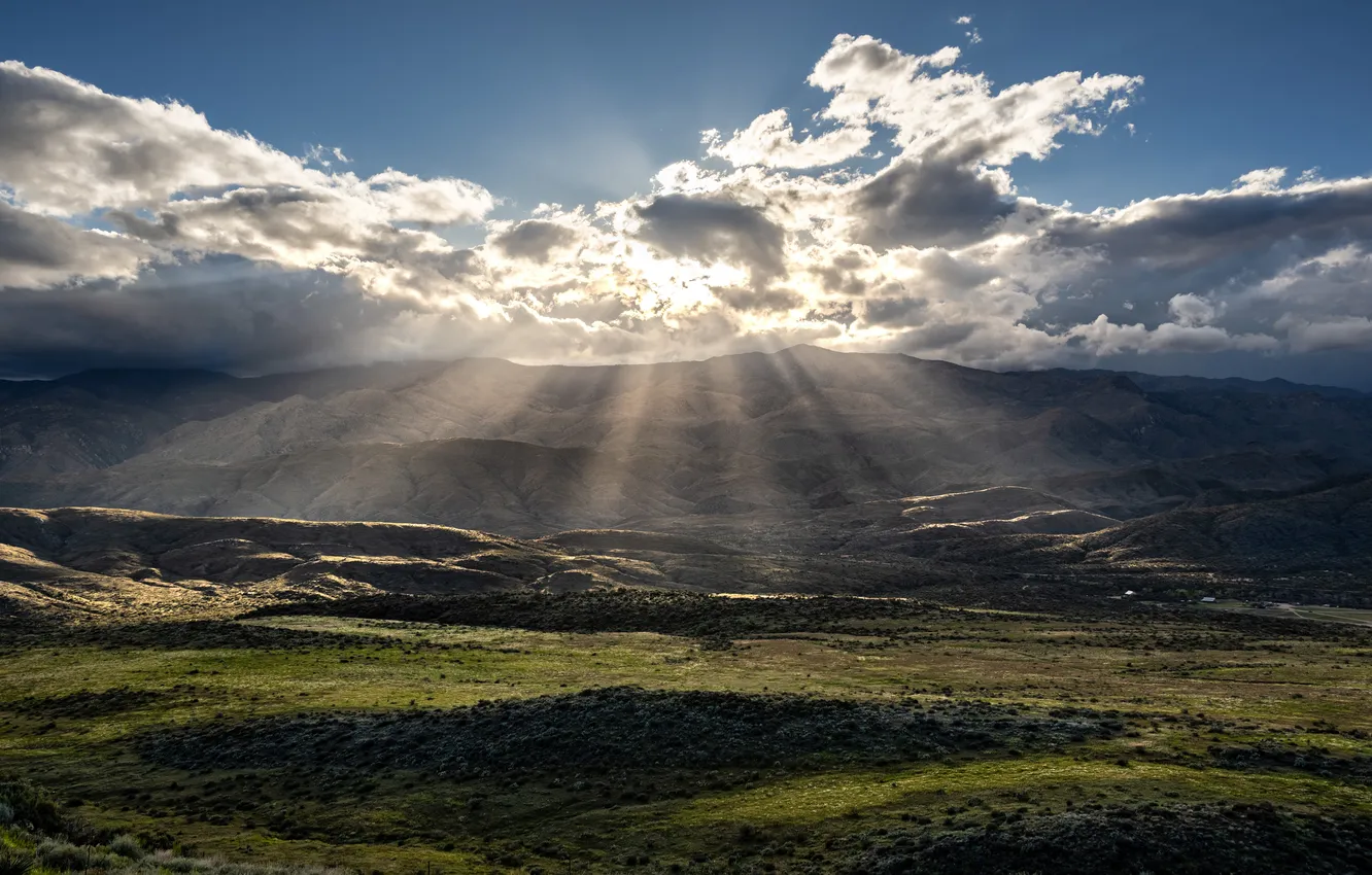 Photo wallpaper clouds, landscape, mountains, USA, rays of light, Bumble Bee