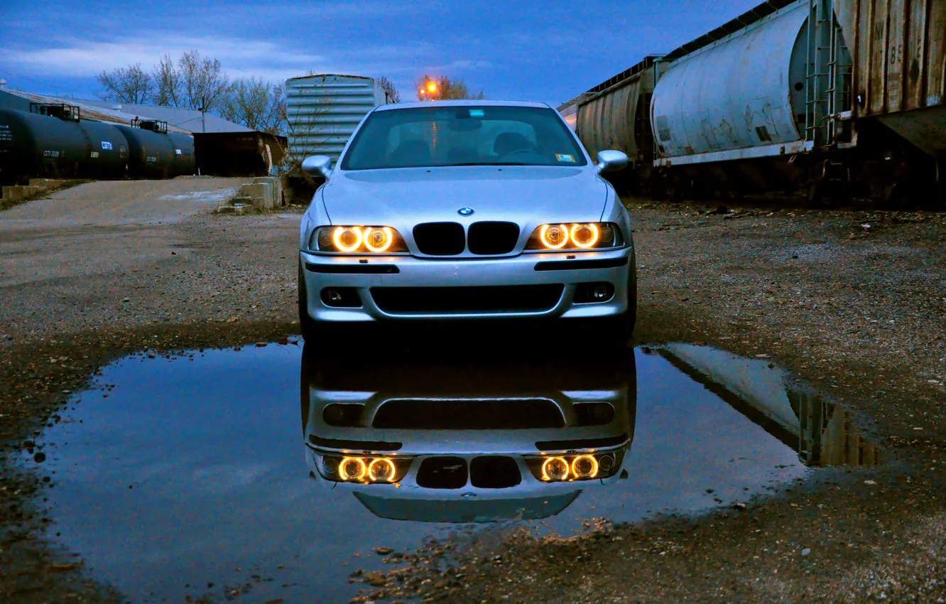 Photo wallpaper E39, Silver, Puddle, M5, Daytime Running Lights