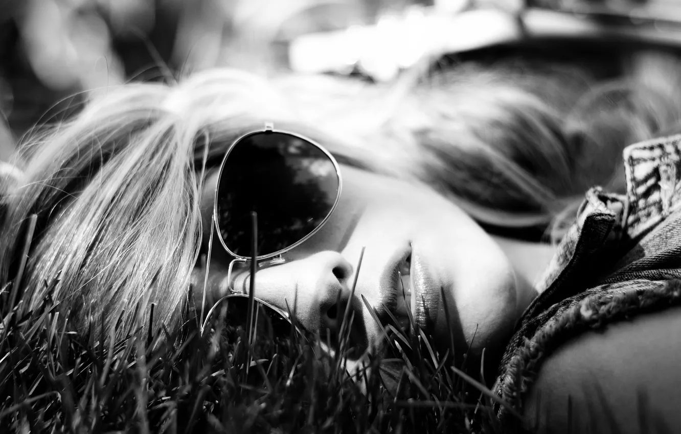 Photo wallpaper grass, girl, glasses, lies