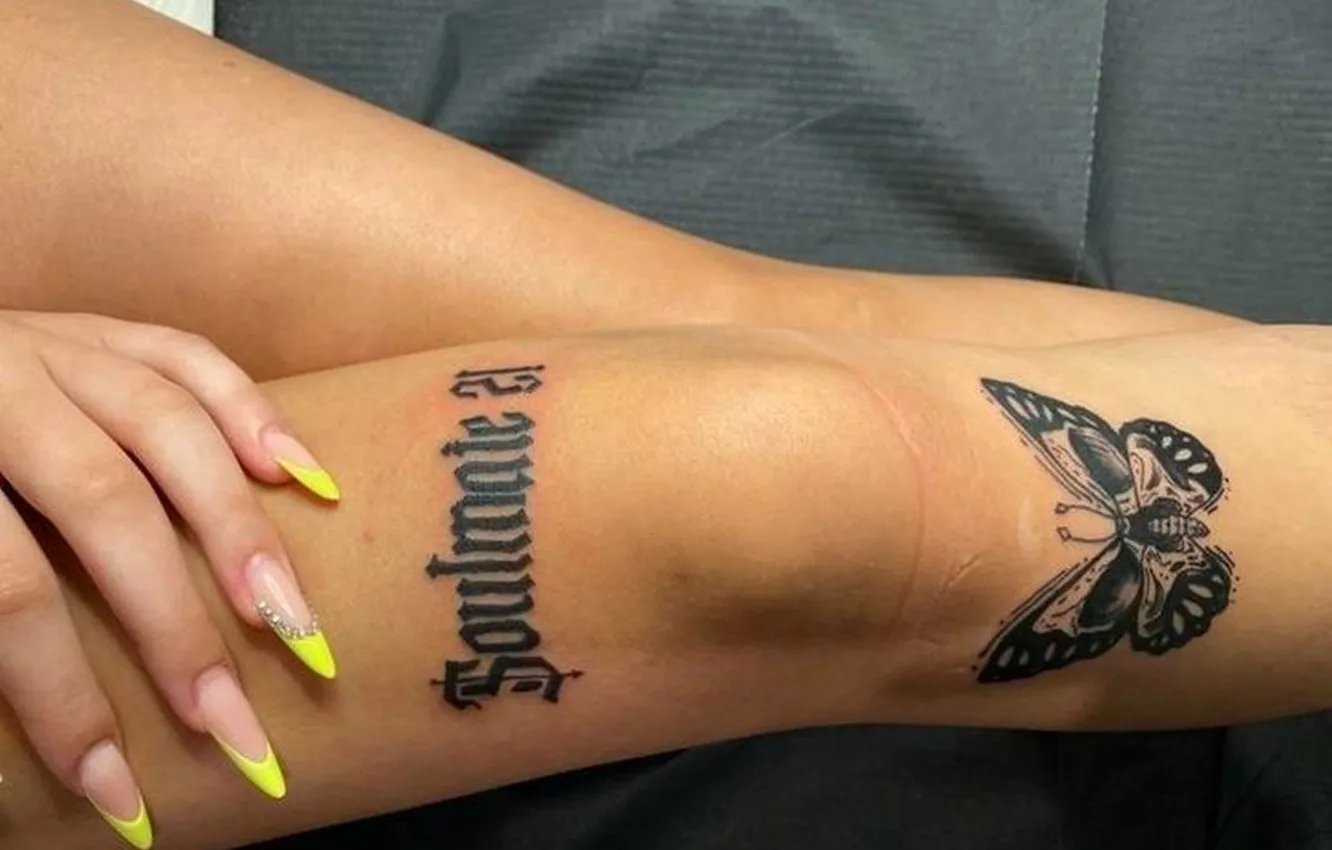 Photo wallpaper girl, tattoo, manicure, tattoo butterfly, slender legs, tattoos on the legs