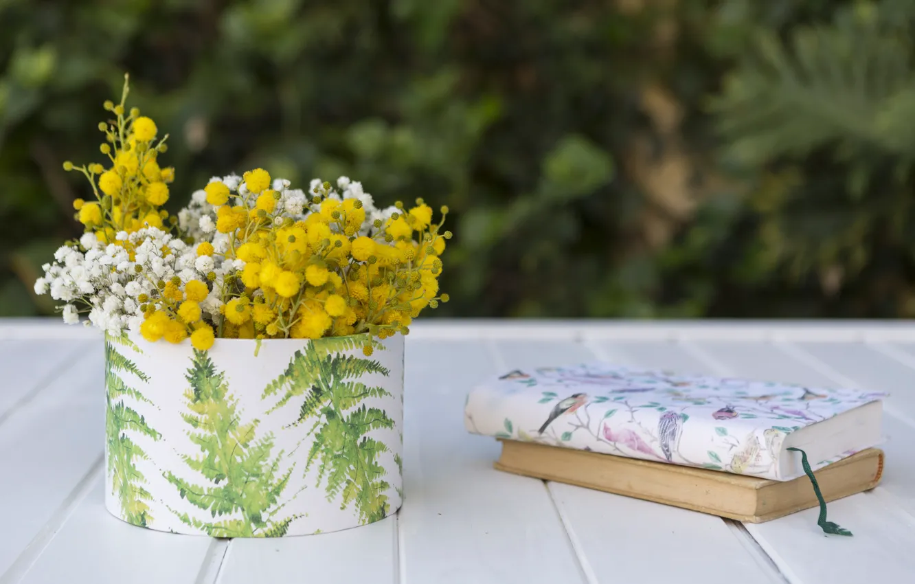 Photo wallpaper flowers, bouquet, yellow, book, vase, white, flowers, books