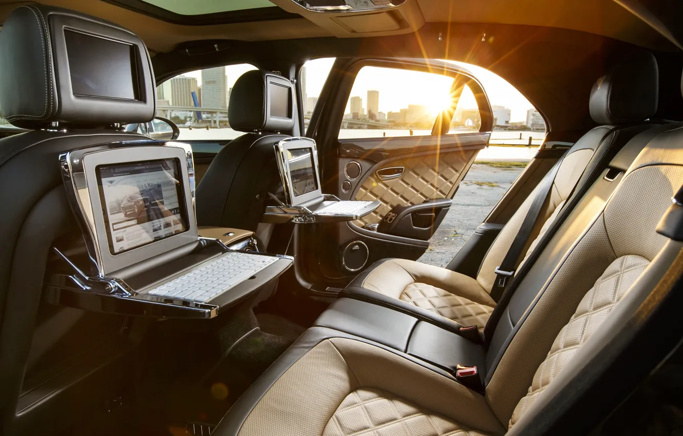 Photo wallpaper Bentley, speed, Side, interior, back, (2014), Mulsanne