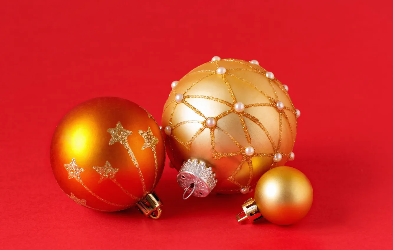 Photo wallpaper winter, balls, holiday, balls, Christmas, New year, gold plated, red background