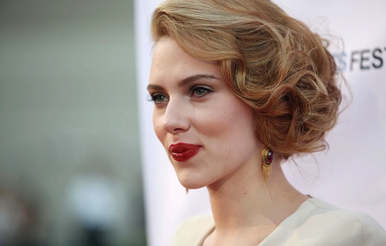 Photo wallpaper Scarlett Johansson, hairstyle, Scarlett Johansson, brown hair, sponge, celebrity