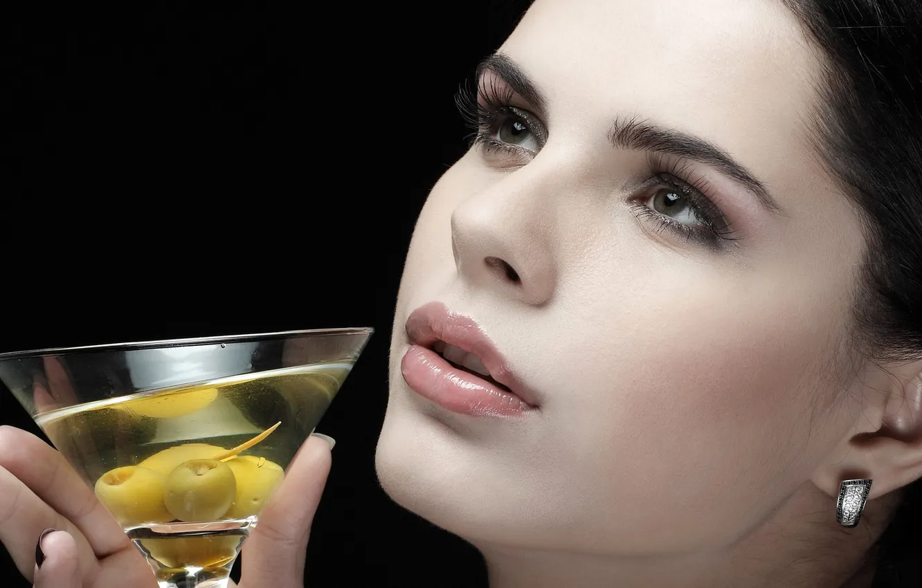 Photo wallpaper look, face, glass, brunette, cocktail, olives