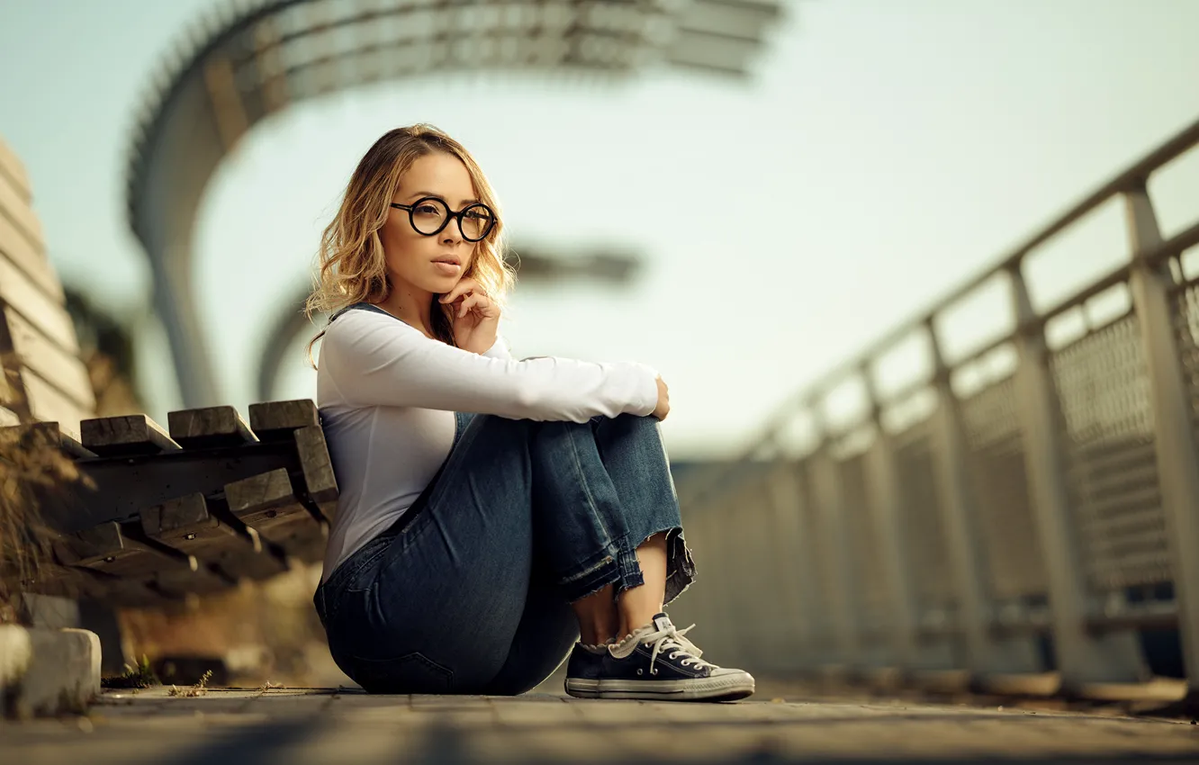 Photo wallpaper jeans, glasses, sponge, Diana, Mrs Ortiz