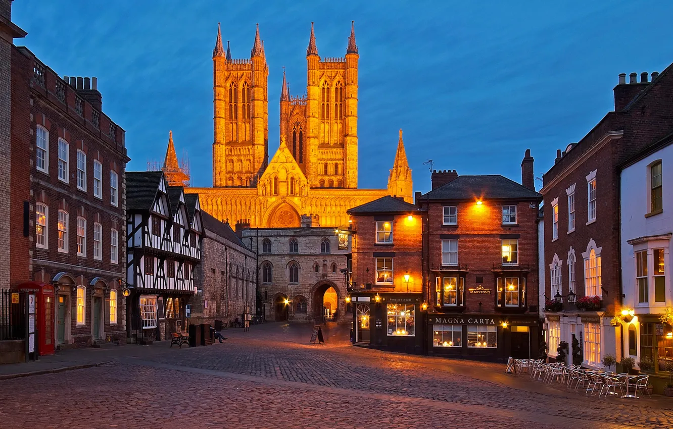 Photo wallpaper night, lights, England, home, area, Lincoln