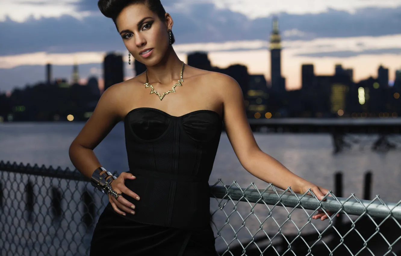 Photo wallpaper pose, singer, Alicia Keys